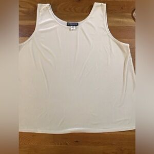 Woman’s size 3X the pyramid collection, stretch, velour tank top R